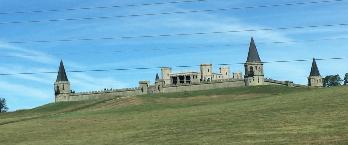 Martin Castle, Kentucky